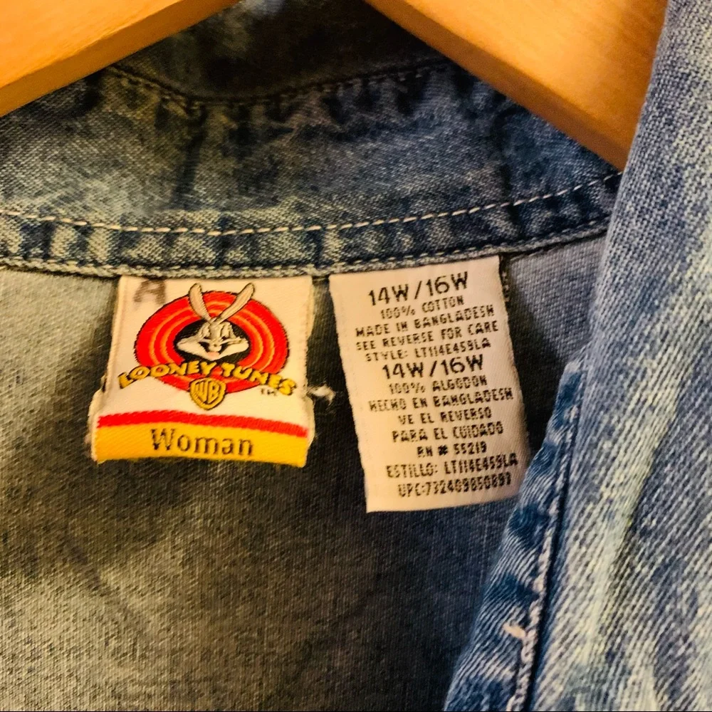 LOONEY TOONS Y2K Tweety Denim Button Down - Picture 4 of 8